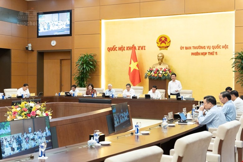 Chính Phủ Trình Dự Luật Mới: Những Thay Đổi Quan Trọng Trong Ngành Y Tế