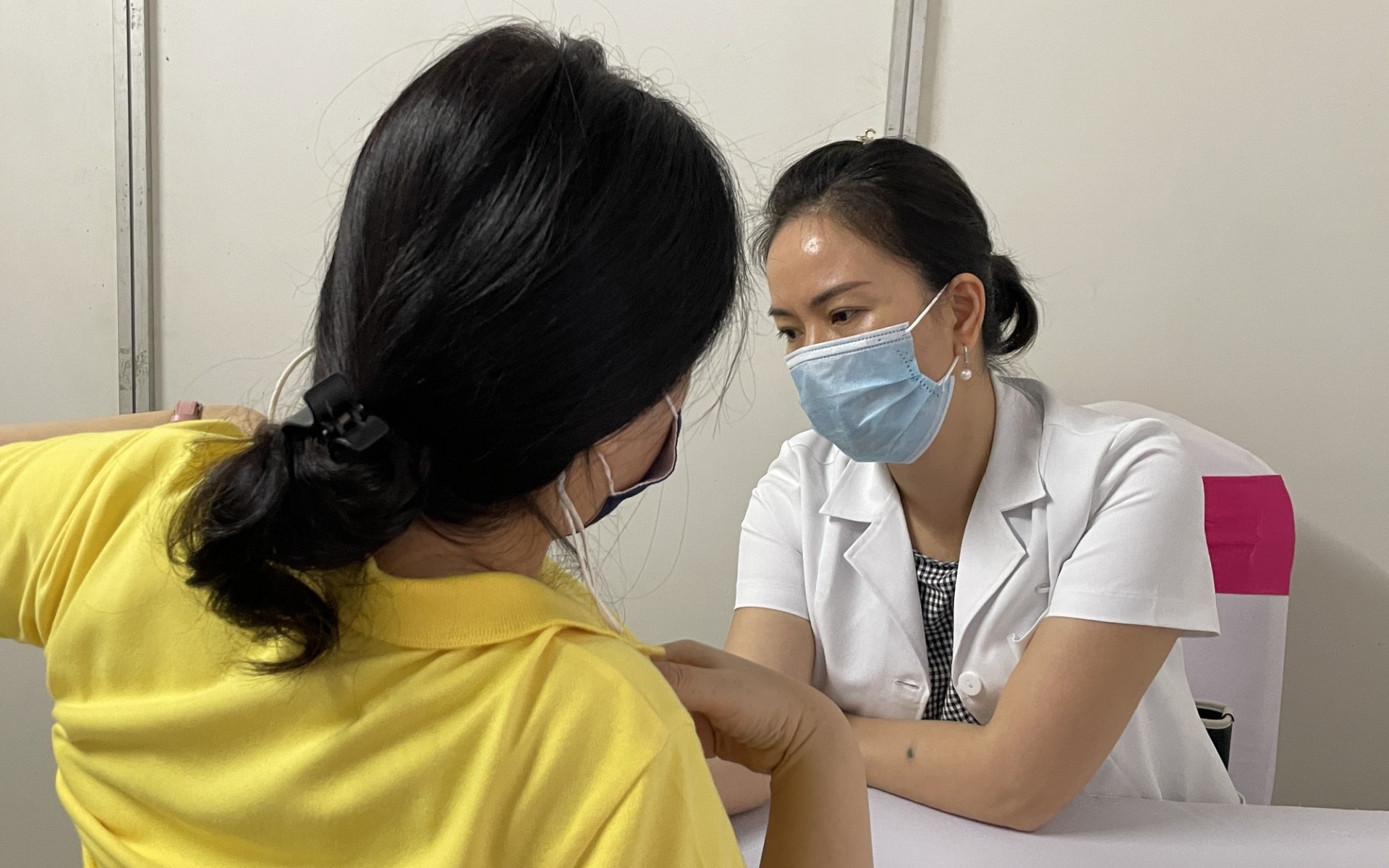 5 nhóm đối tượng nào được Bộ Y tế đề xuất tăng mức hỗ trợ đóng BHYT?- Ảnh 2.